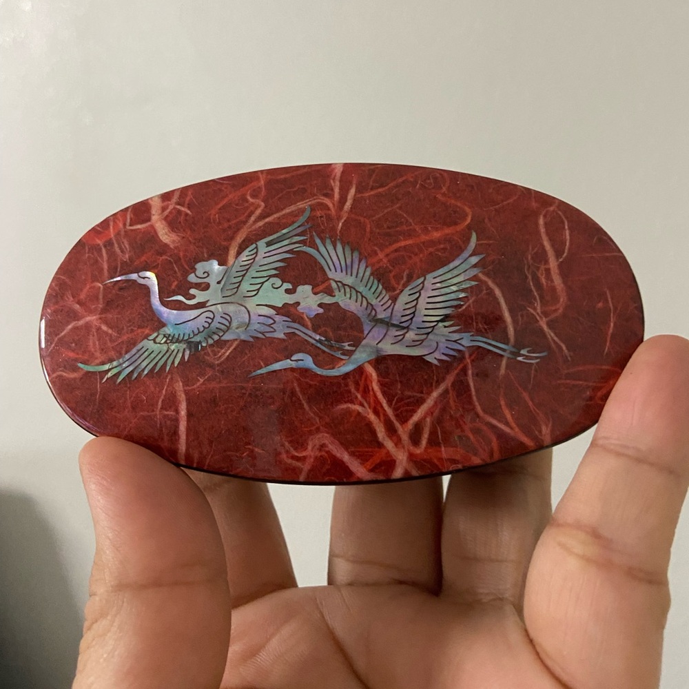 SHINDO Oval Lacquer Trinket Dish w/ Lid